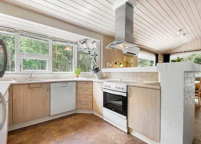 Holiday home Bv305-blavand-tvaervaenget-5